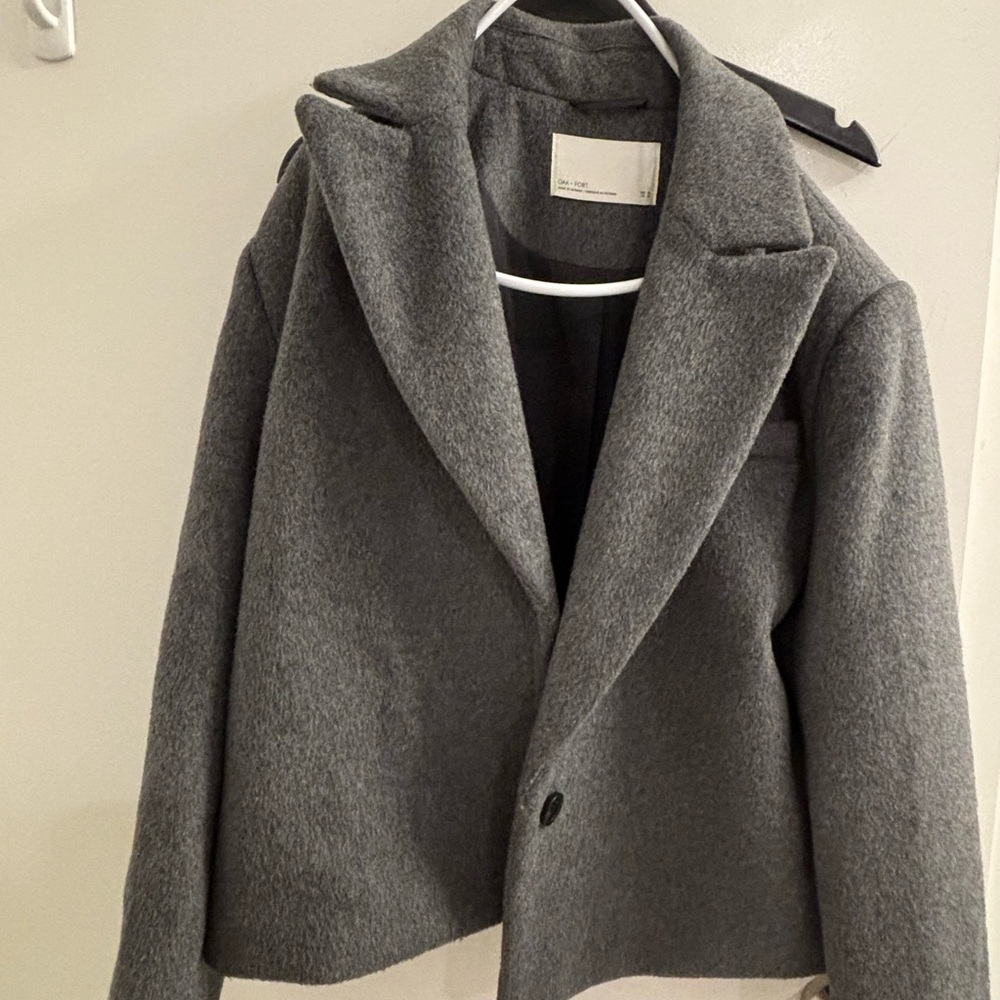 Oak + Fort grey jacket